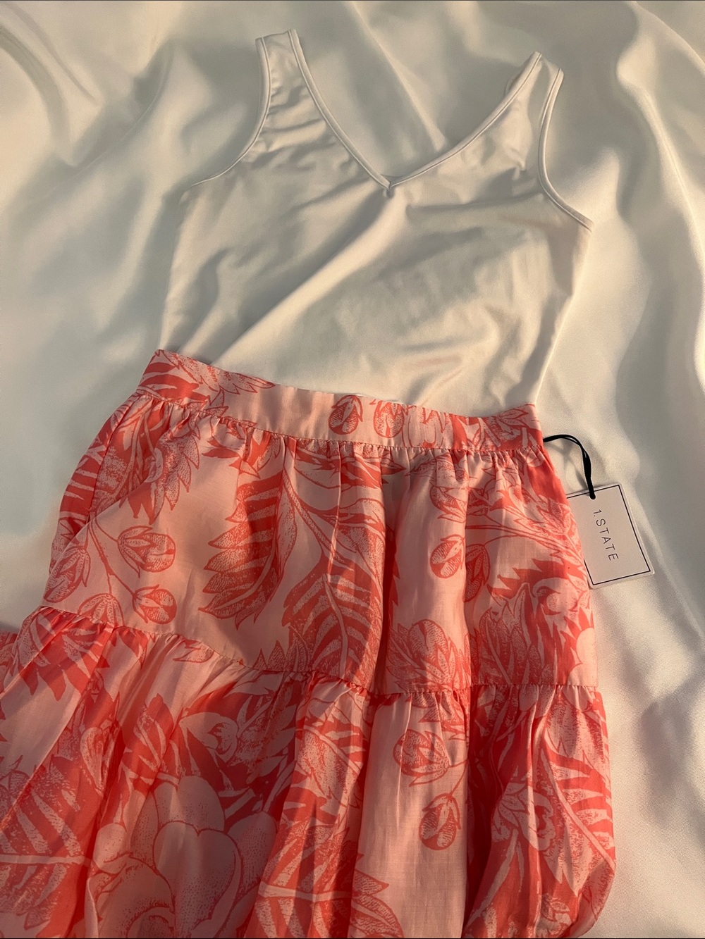 $5 w/Purchase:) Bobbie Brooks White Reversible Tank Top